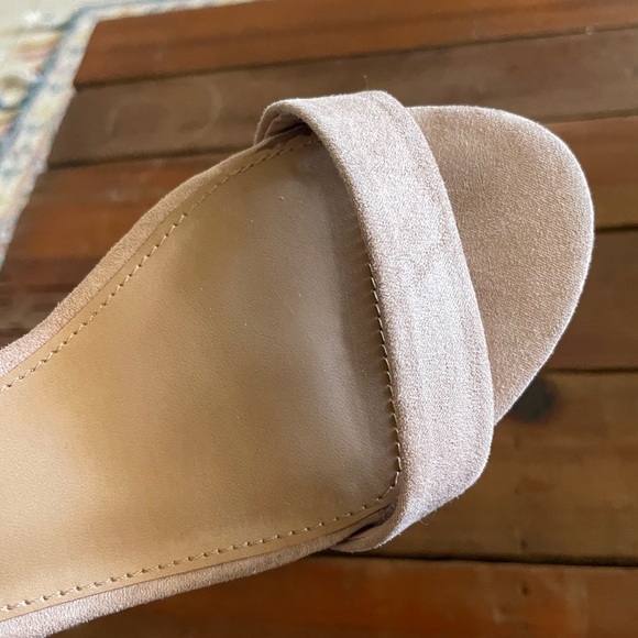 Nude Blush colored Madden NYC heels - Picture 3 of 9